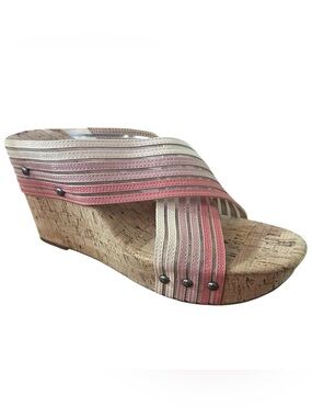 Lucky Brand Mykayla Cork Wedge
Slide Sandals ipink ombré and cream strips. SZ 9
